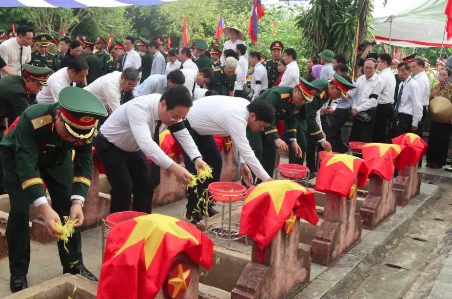 Nghe An reinters 76 remains of war martyrs repatriated from Laos